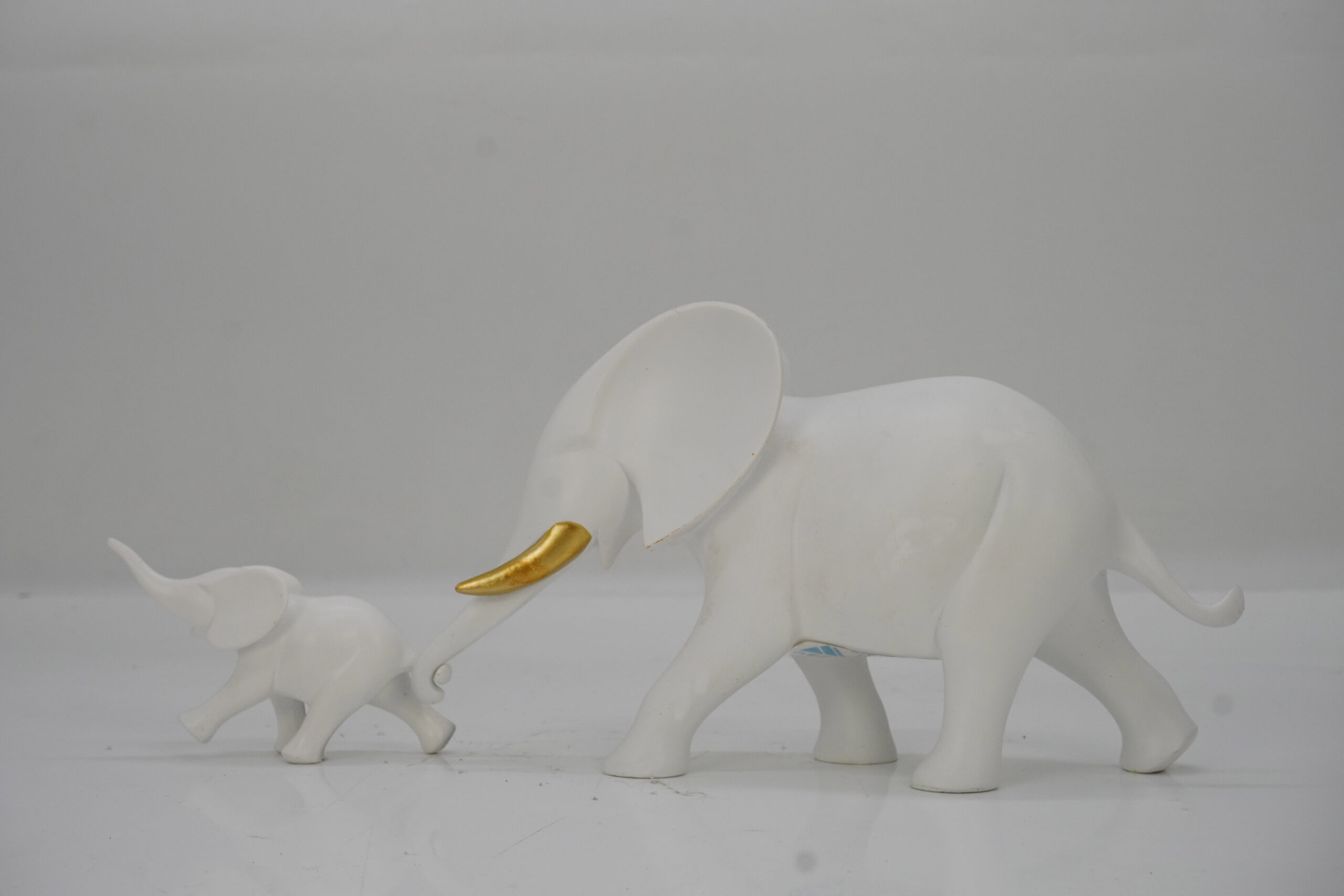 Figura mamá-hijo Elefante Blanco