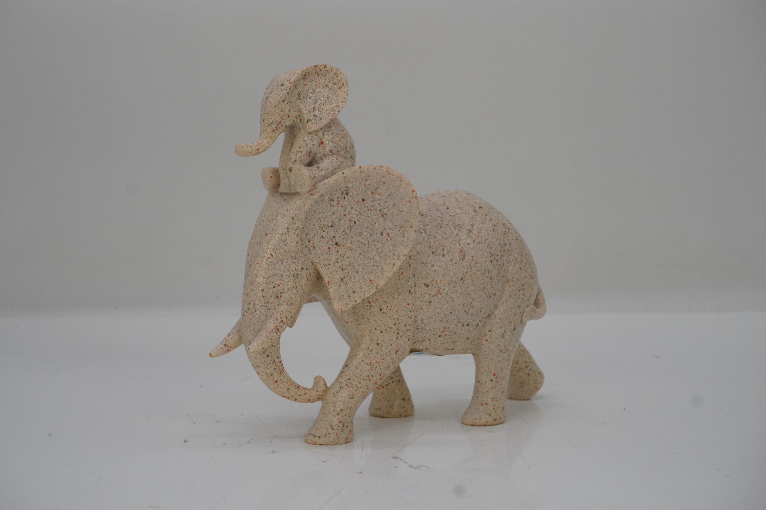 Figura Elefante montado blanco