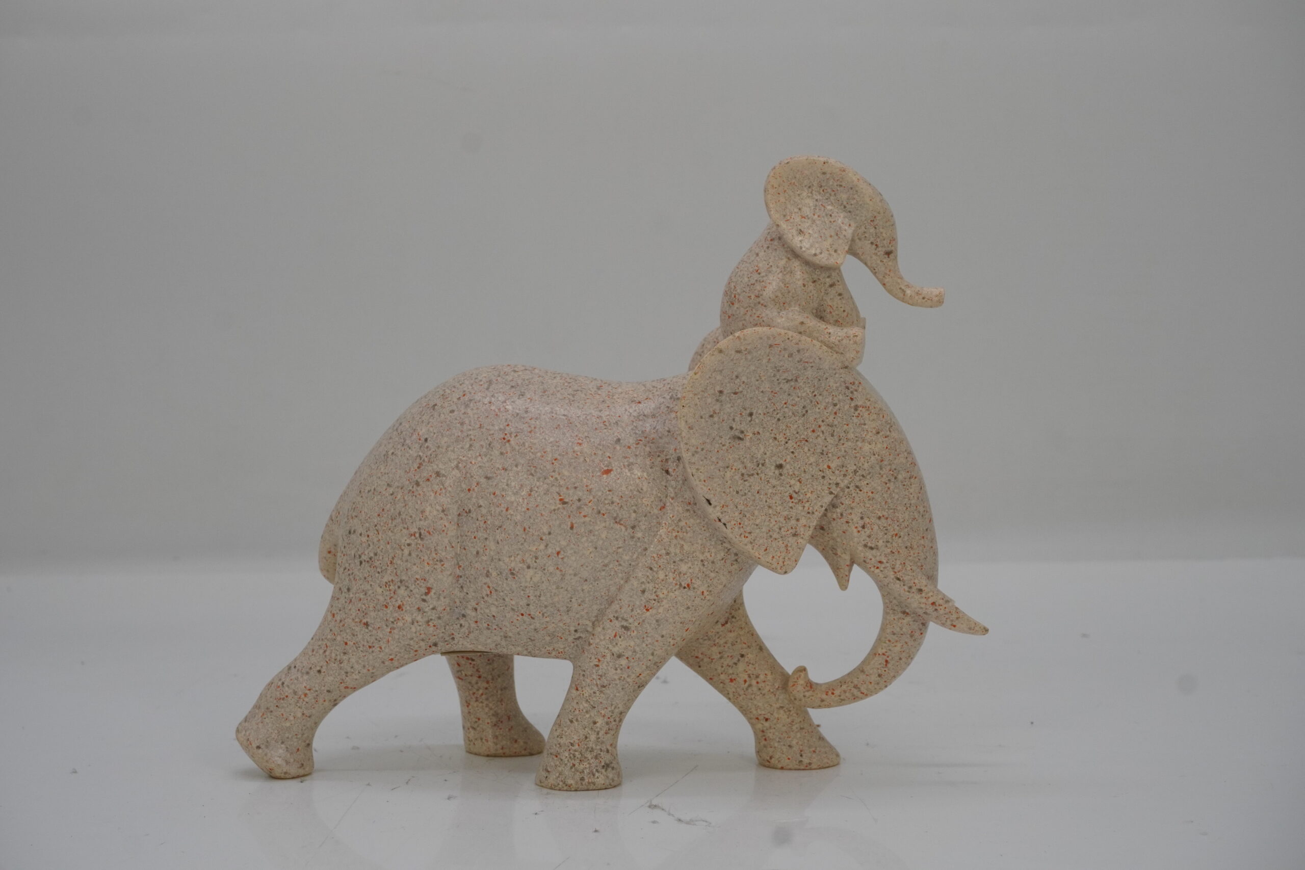 Figura Elefante montado blanco